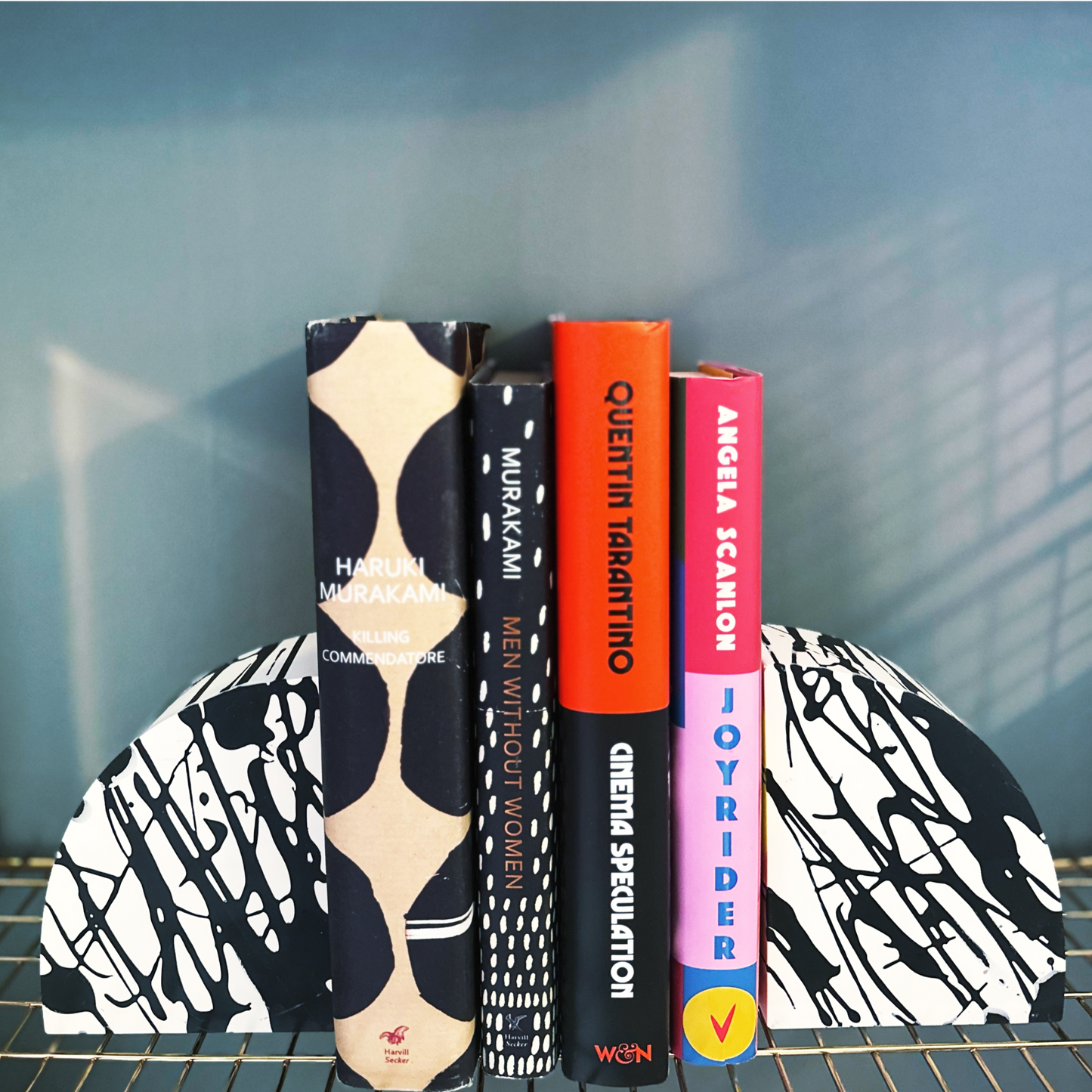 Book Ends - Graffiti - Black & White