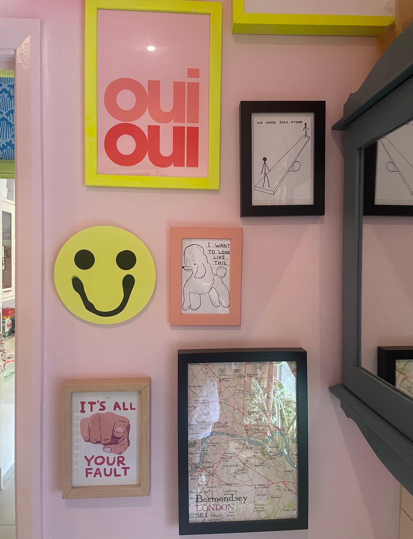 Smiley Wall Hanging - Neon Yellow 4 - READY TO SHIP