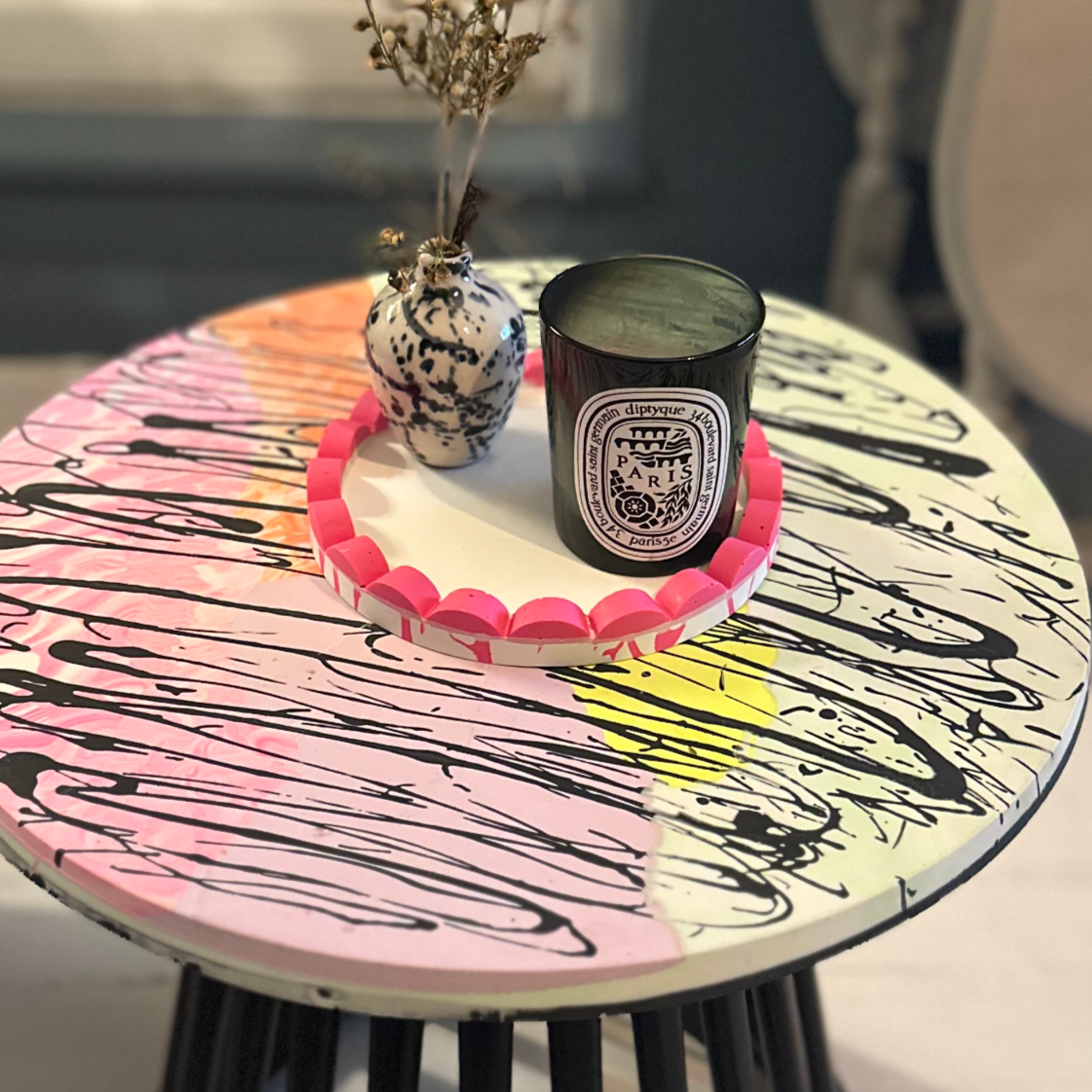 Tray - Round Edged - Neon - Pink & White
