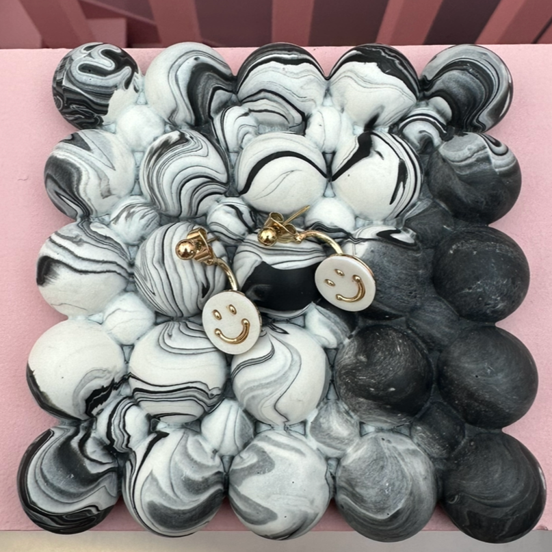 Tray - Bobble - Graffiti - Black & White
