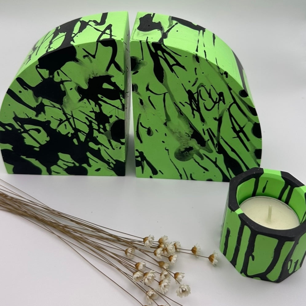 Book Ends - Graffiti - Black & Green