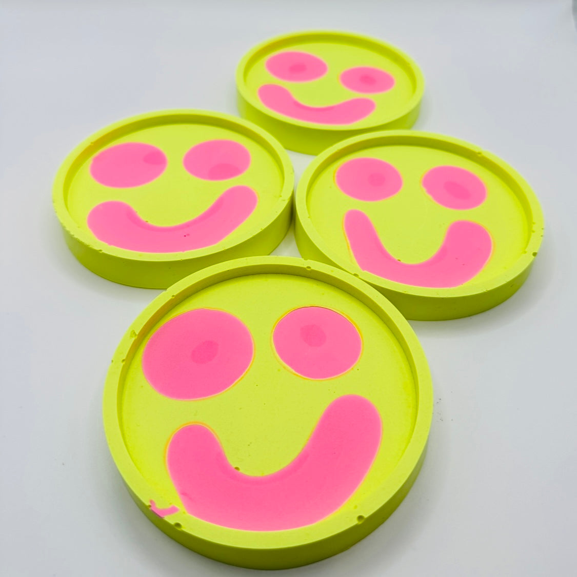 Coaster Set - Smiley - Yellow & Pink