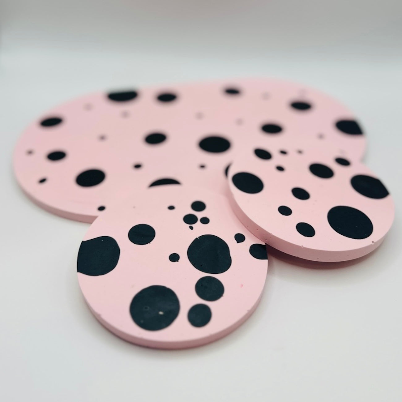 Oval Tray - Pink Dots