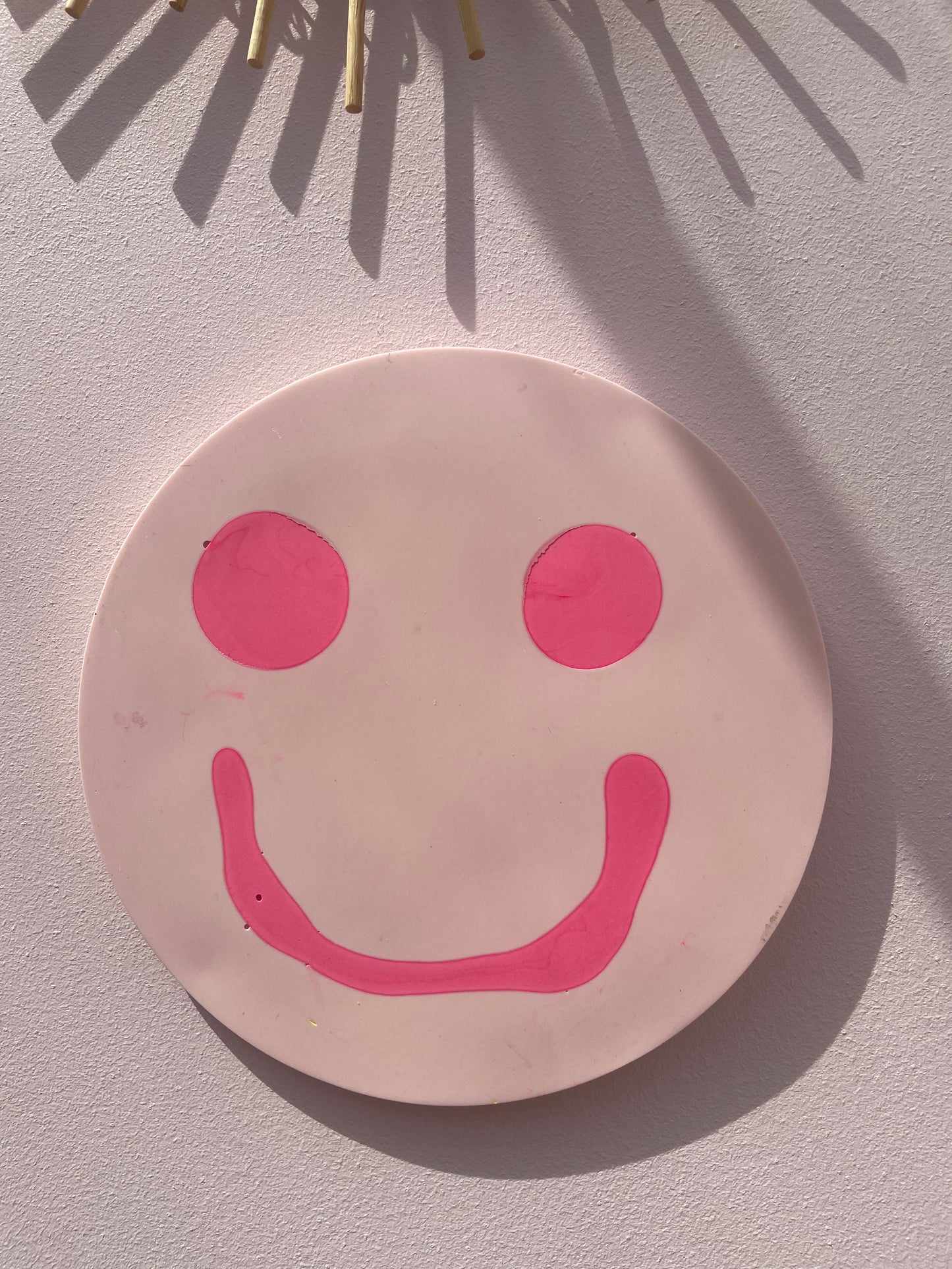 Smiley Wall Hanging - Pale Pink