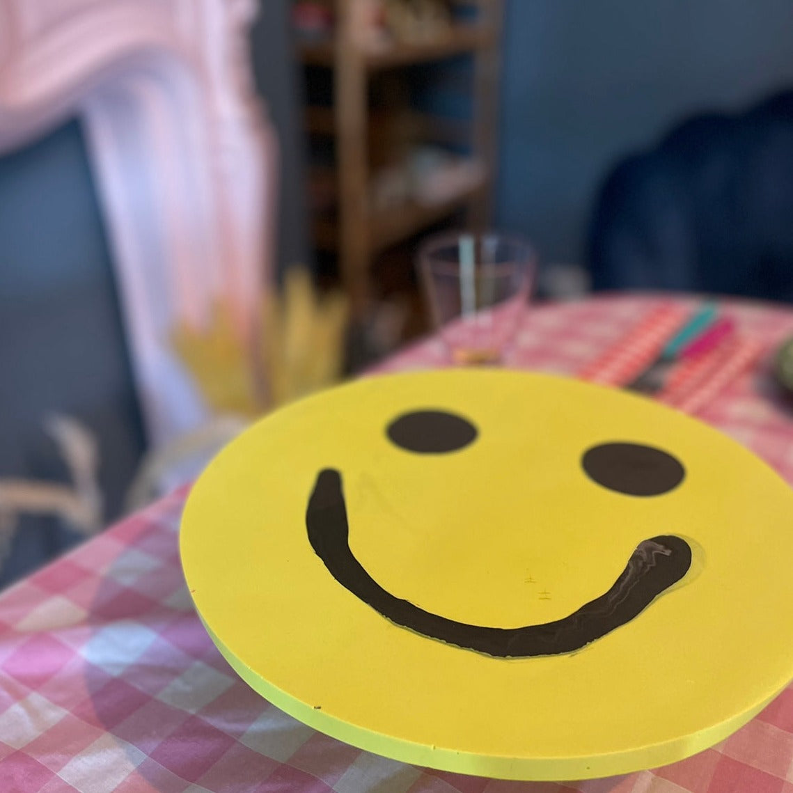 Smiley Cake Stand - Large