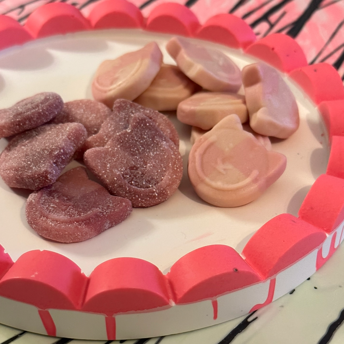 Tray - Round Edged - Neon - Pink & White