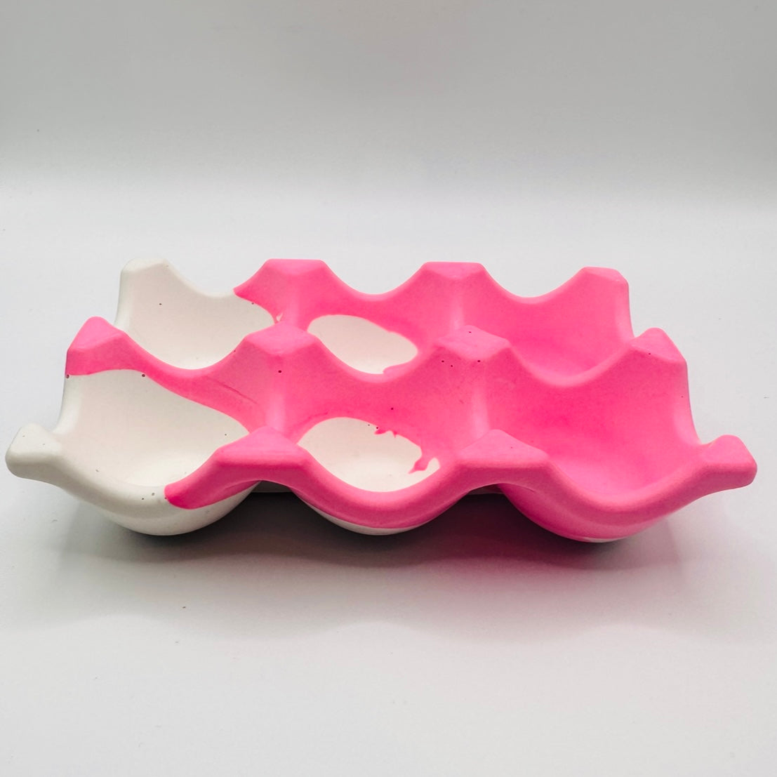 Egg Tray - Pink & White