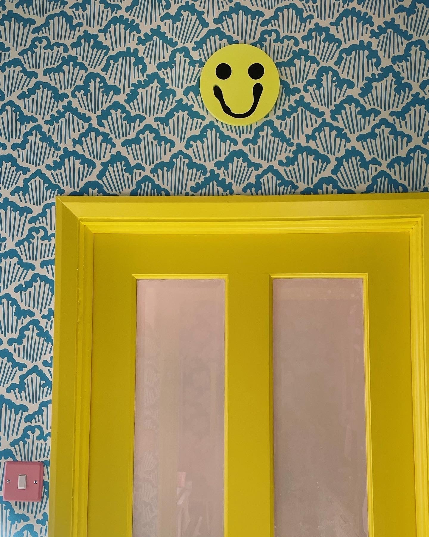 Smiley Wall Hanging - Neon - Yellow & Pink