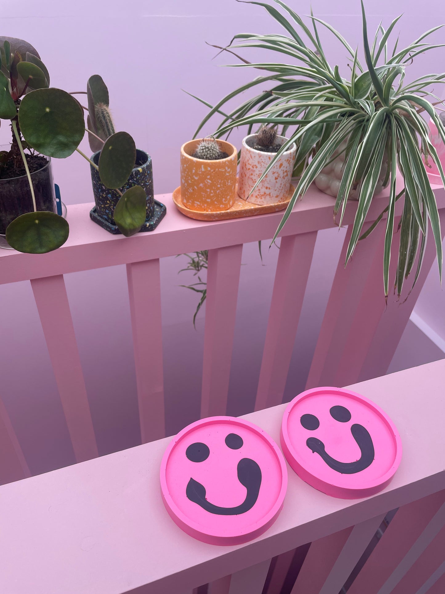 Coaster Set - Smiley - Pink & Black