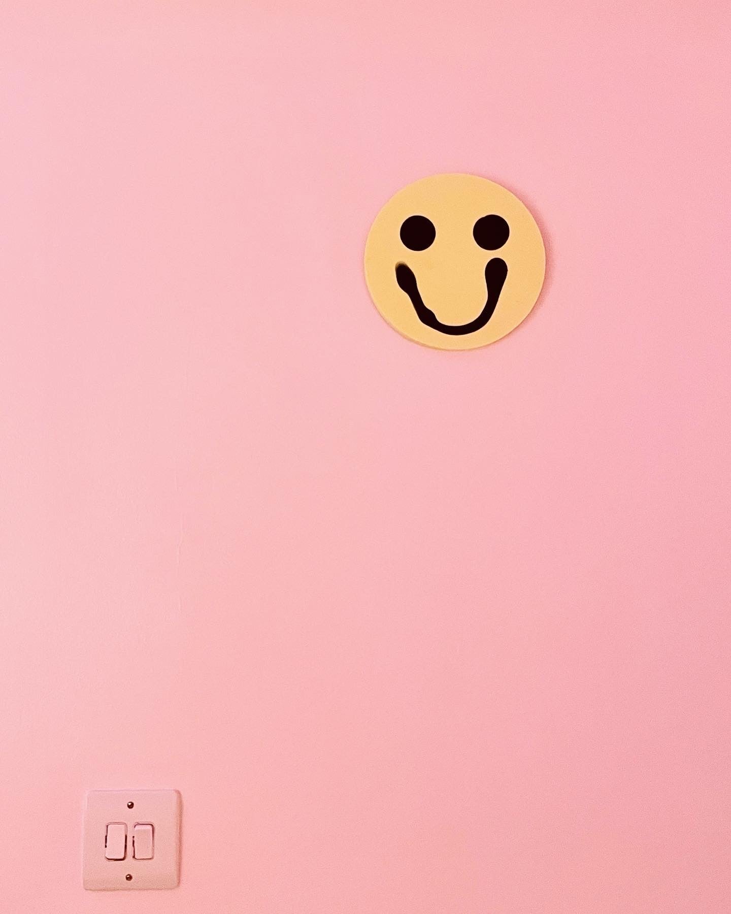 Smiley Wall Hanging - Neon Yellow with Neon Pink